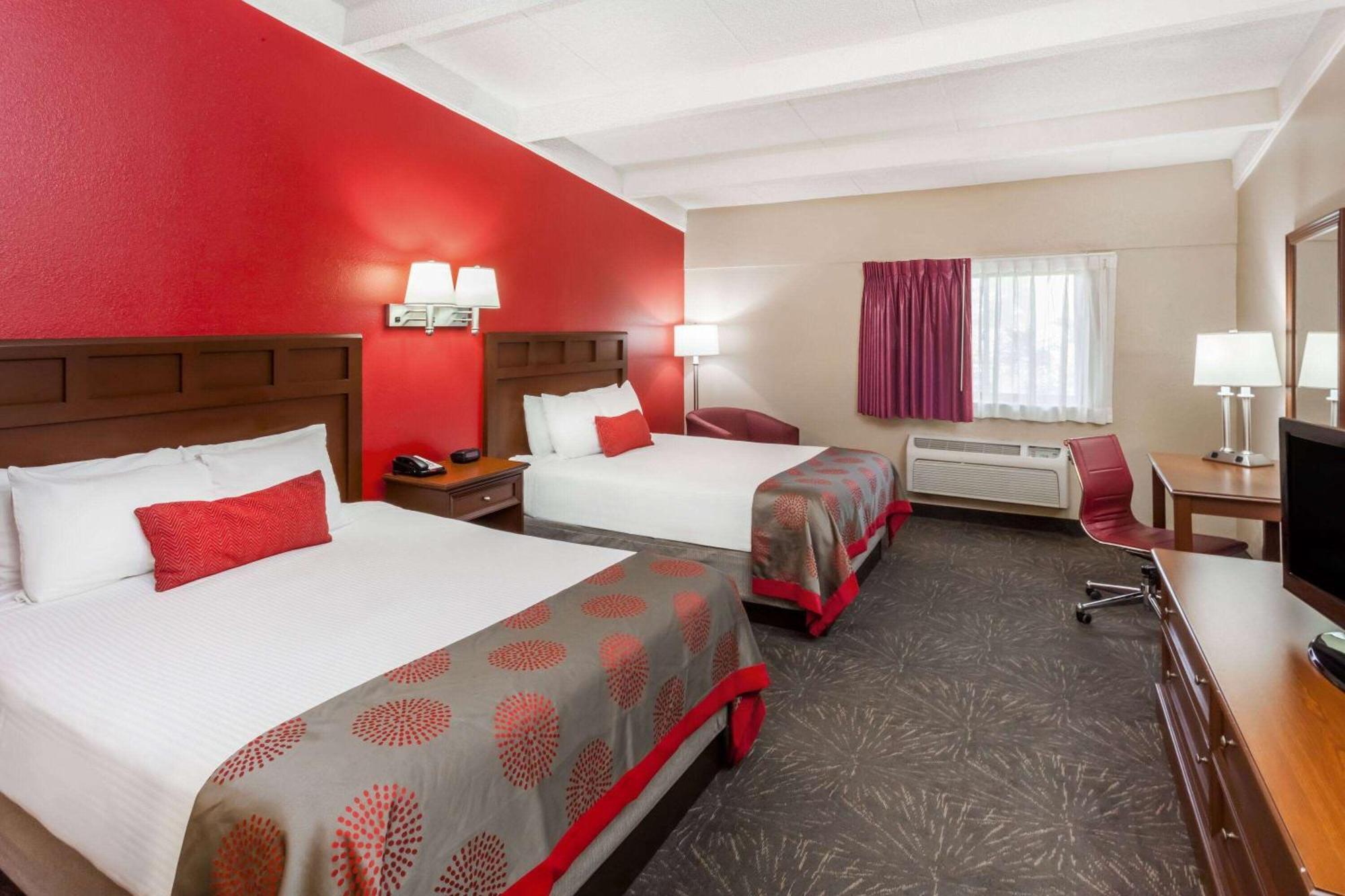 Ramada By Wyndham Hammond Hotel & Conference Center Esterno foto